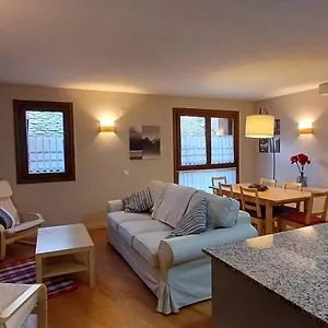 Muntanyes I Neu Apartamento