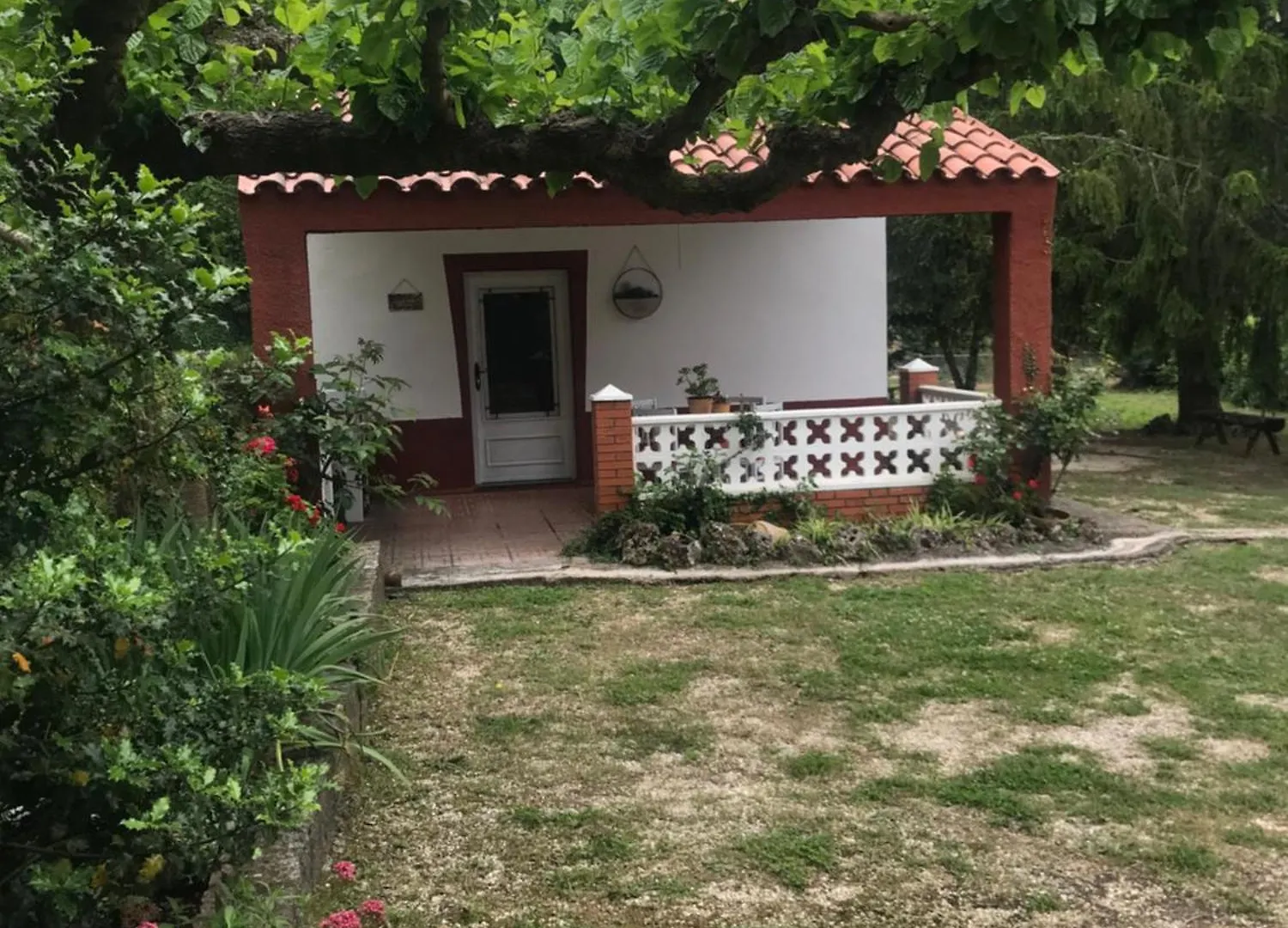 La Casetablanca Del Toscar Alfara de Carles Holiday home